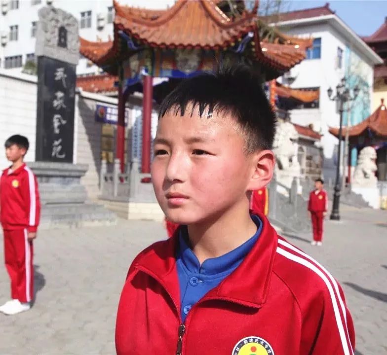 「美麗鵝坡」孩子不想學武術，應該引導堅持還是讓之放棄？